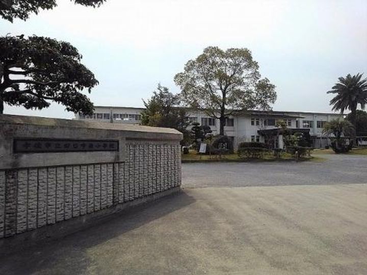 豊川グリーンハイツIIIの周辺