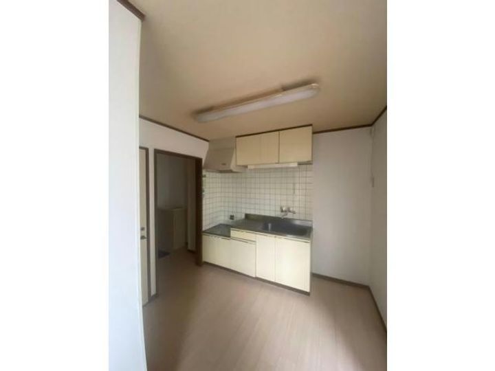 テジマ第一フラッツの居間