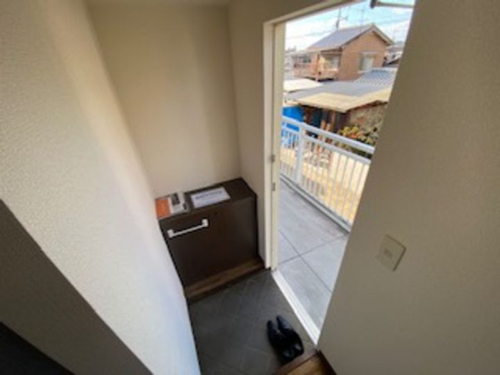 ヴィラ・デ・サナダの玄関