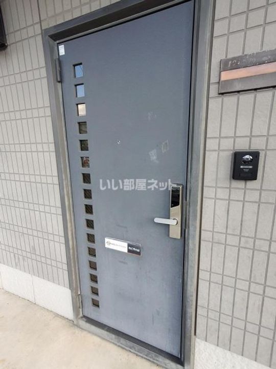 福島県福島市森合字西中川(アパート)の賃貸物件の玄関