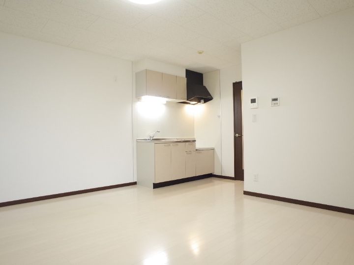 千葉県千葉市稲毛区天台2(アパート)の賃貸物件の居間