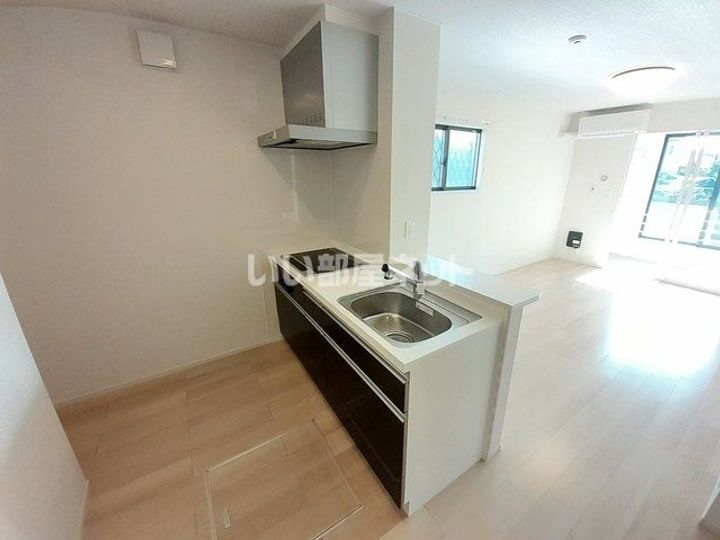 埼玉県越谷市伊原1(アパート)の賃貸物件のキッチン