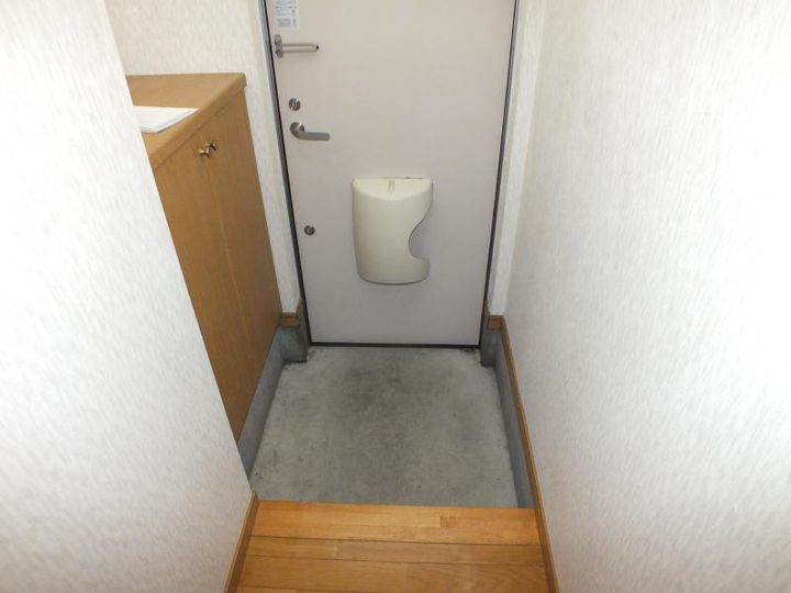 〇プライムヒルズの玄関