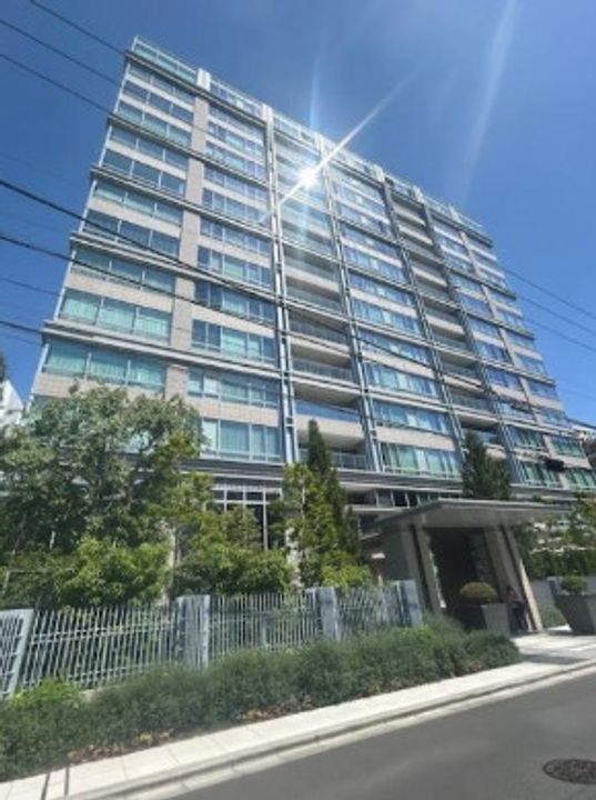 東京都千代田区四番町(マンション)の賃貸物件の外観