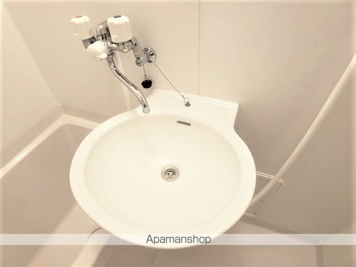 レオパレス船尾の内装