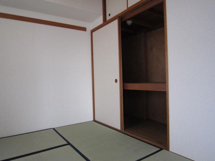 ライオンズマンション高田の内装