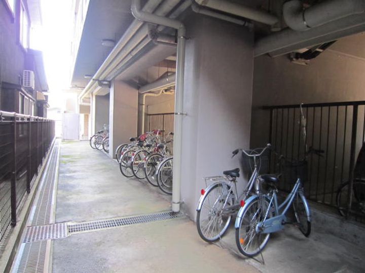 ライオンズマンション高田の地図