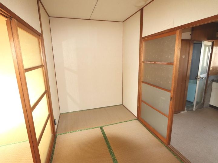 オイケマンションの内装