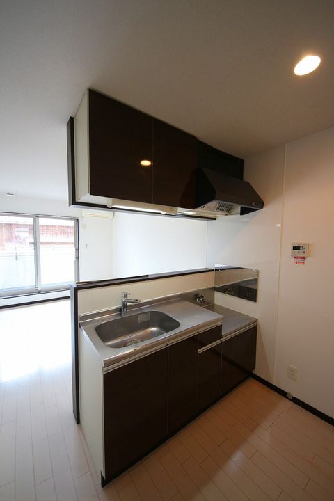 グランドライン小倉北のキッチン