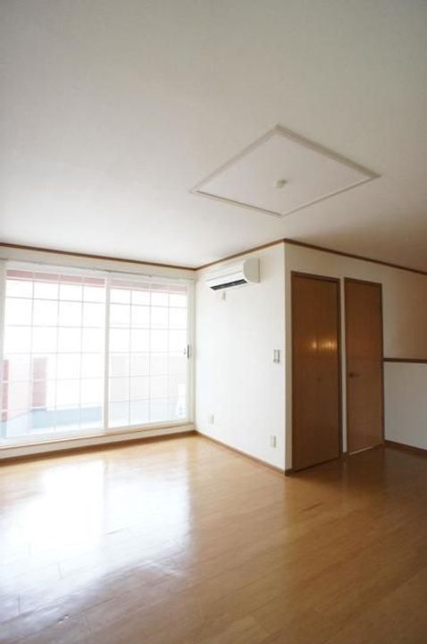 福島県いわき市小名浜字吹松(アパート)の賃貸物件の居間