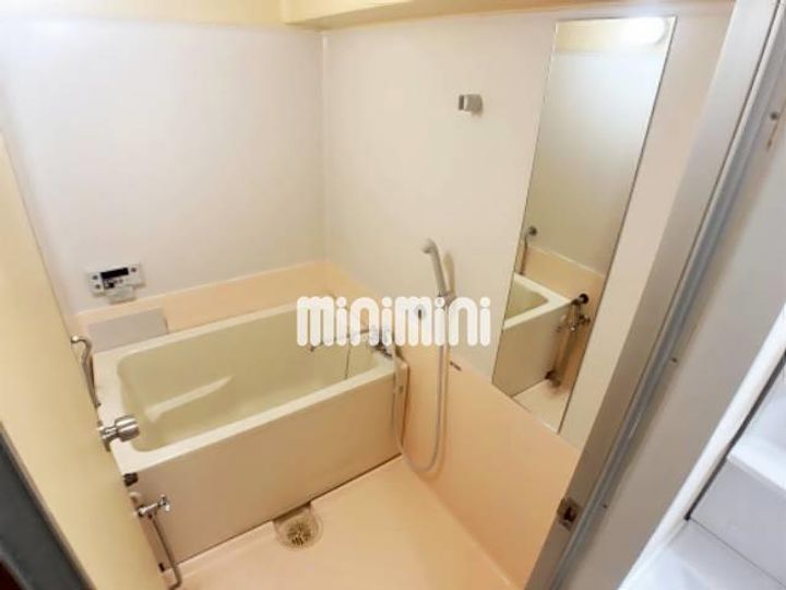 富佳ビルの風呂