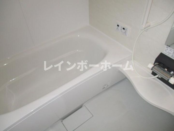 千葉県鎌ヶ谷市道野辺中央4(アパート)の賃貸物件の風呂