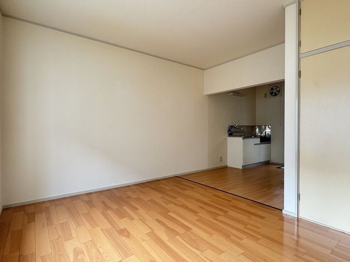 神奈川県大和市福田6(アパート)の賃貸物件の居間