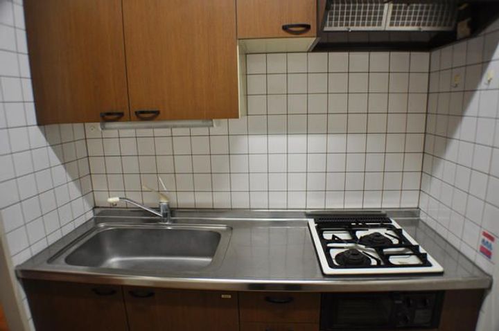 東京都世田谷区池尻2(マンション)の賃貸物件のキッチン