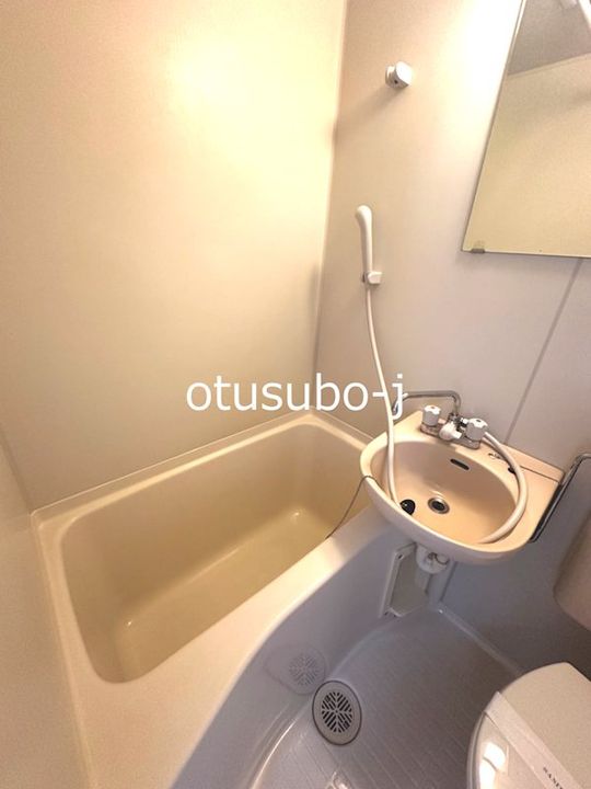 メイゾン静苑B棟の風呂