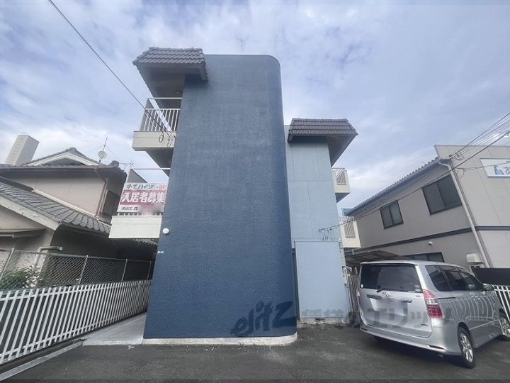 今里ハイツの外観