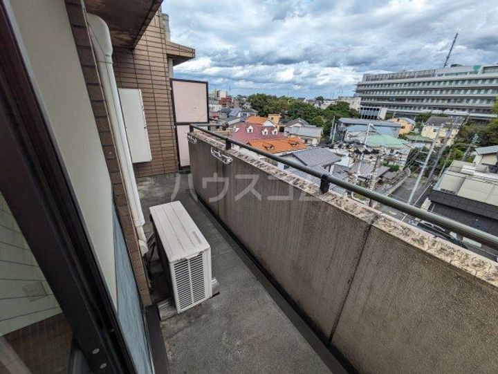 マンションベルベルの内装