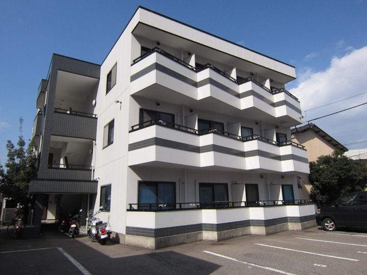 ヴィオレ野代の外観