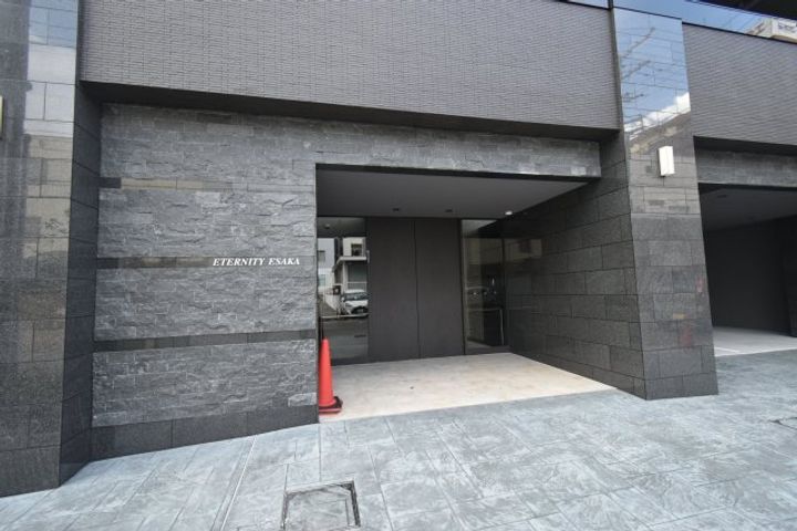 エタニティ江坂の地図