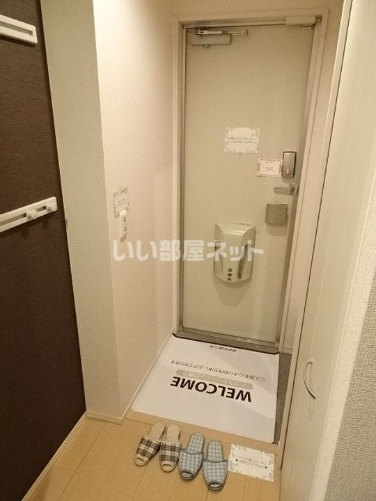 京都府京都市伏見区下鳥羽中円面田町(アパート)の賃貸物件の玄関