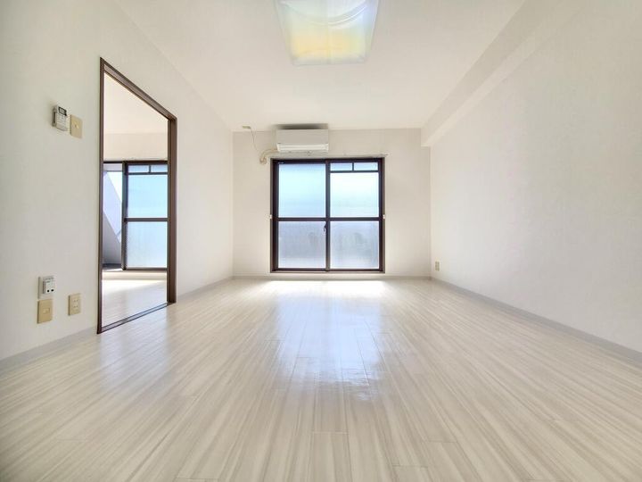 スカイハイツ苅田の居間