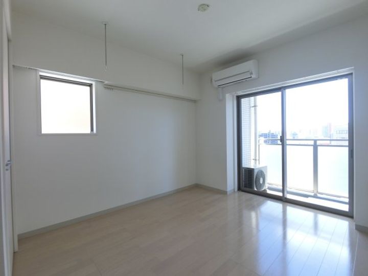 エレンシアKの内装