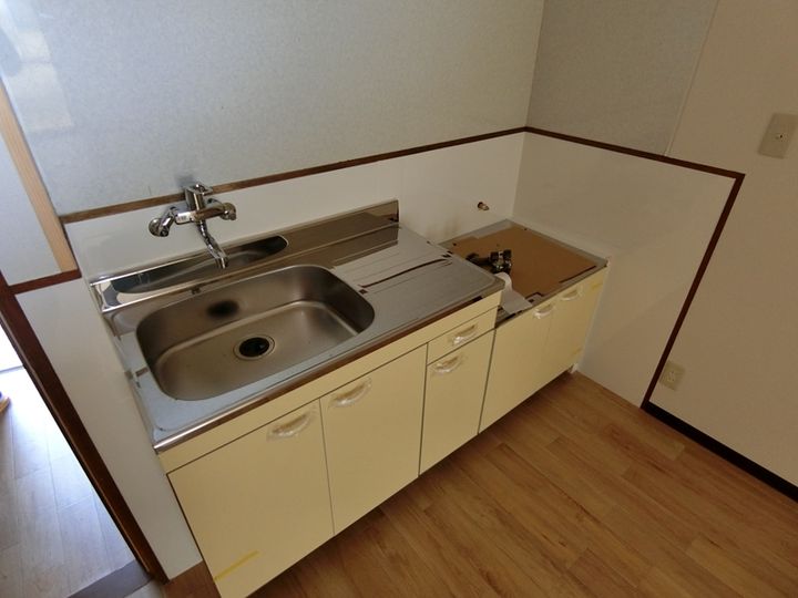 高島ハイツのキッチン