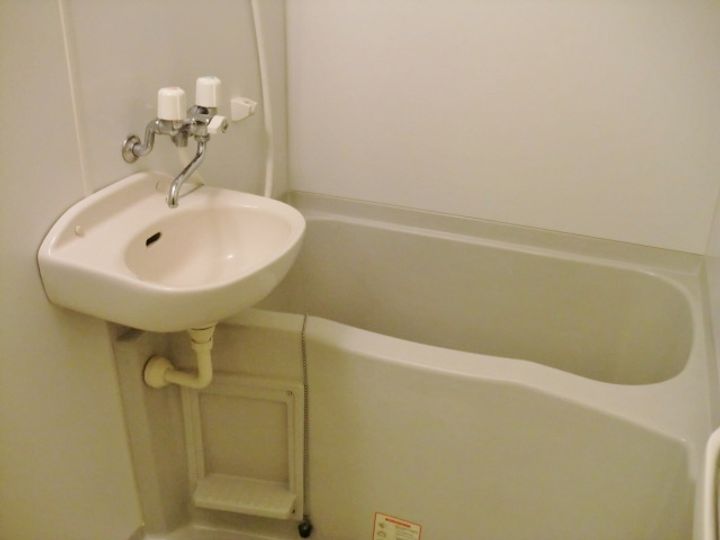 家電付アパート  レオパレス緑ヶ丘中町の風呂