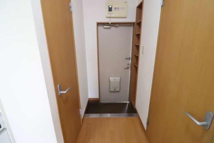 グリーンコートIIの玄関