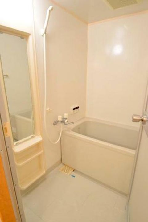 ボヌールマスダIIの風呂