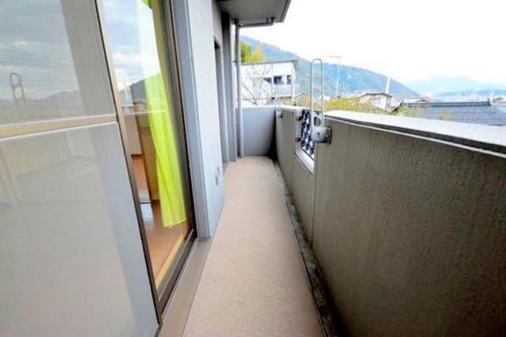 ボヌールマスダIIの内装