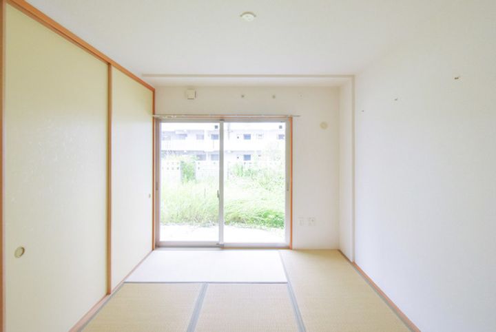 URアルビス緑丘の内装