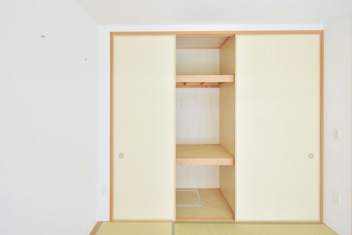 URアルビス緑丘の内装