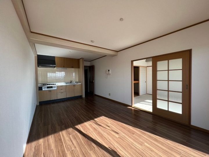 岡山県岡山市南区泉田(マンション)の賃貸物件の居間