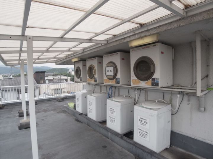 上賀茂松柏の内装