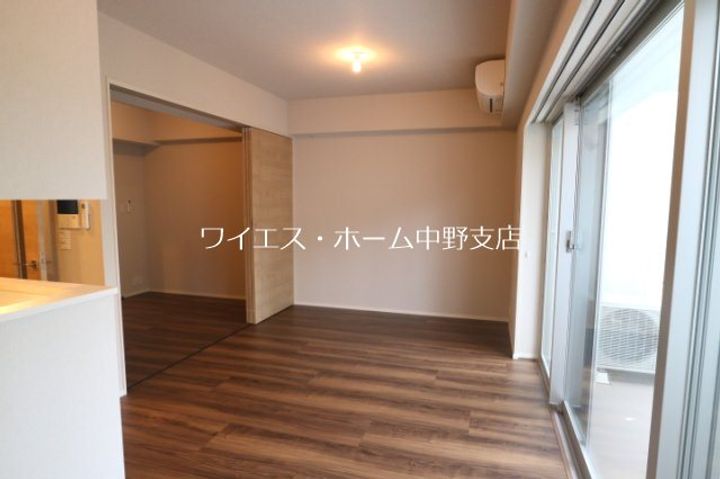 プラウドフラット中野の居間