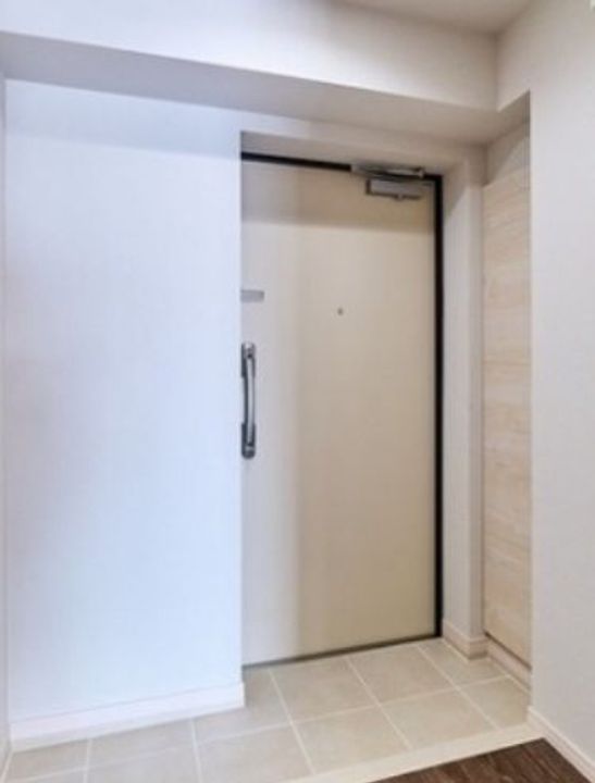 アルファコート曳舟2の玄関