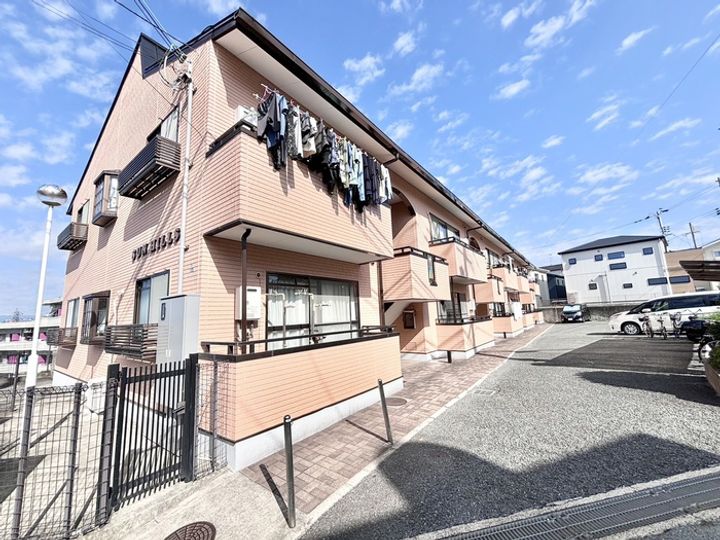 サンヒルズの外観