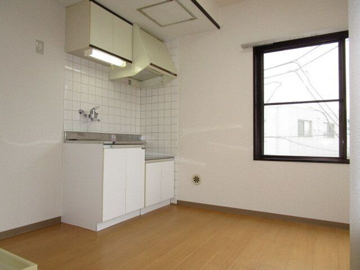 東京都杉並区下高井戸5(マンション)の賃貸物件の居間