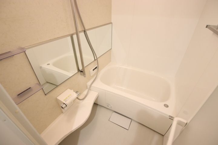 メゾン・ド・ソレイユ黄金の風呂