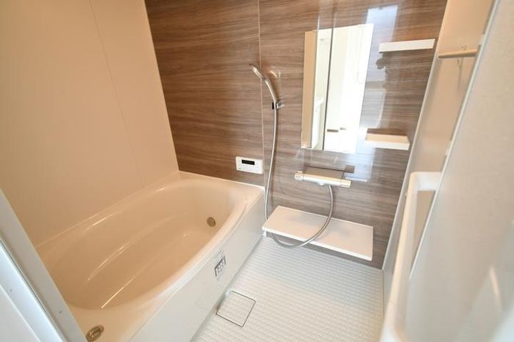 ルミナス南田町の風呂