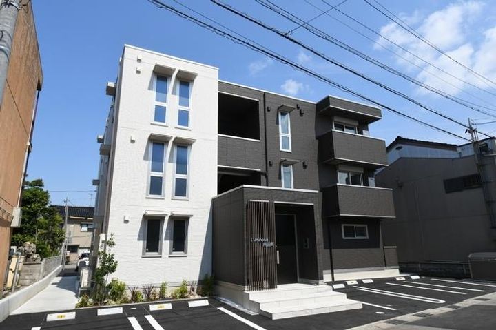 ルミナス南田町の外観