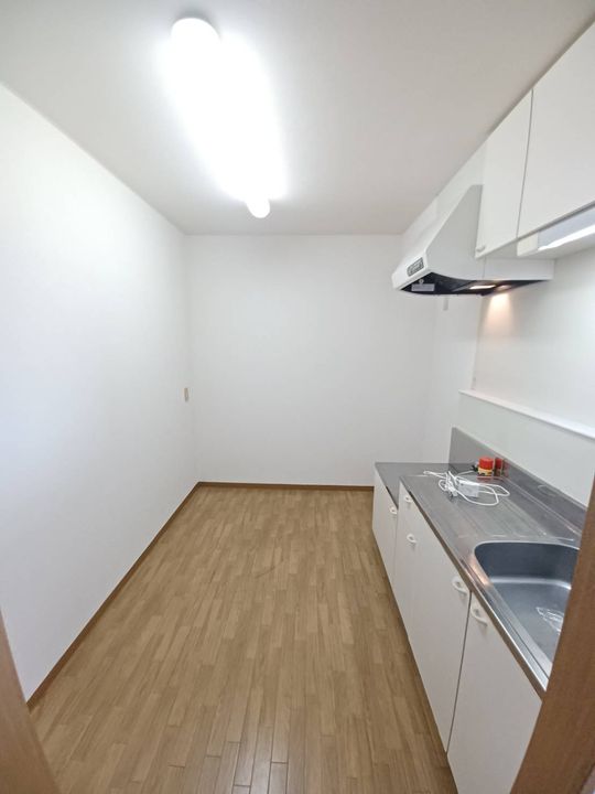 朝日台ハイツAのキッチン