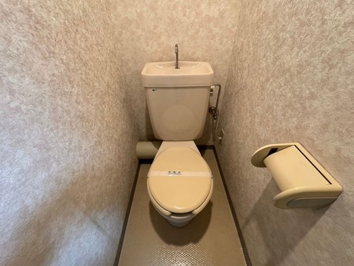 サンローレル串戸の内装