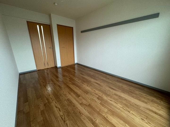 サンローレル串戸の居間