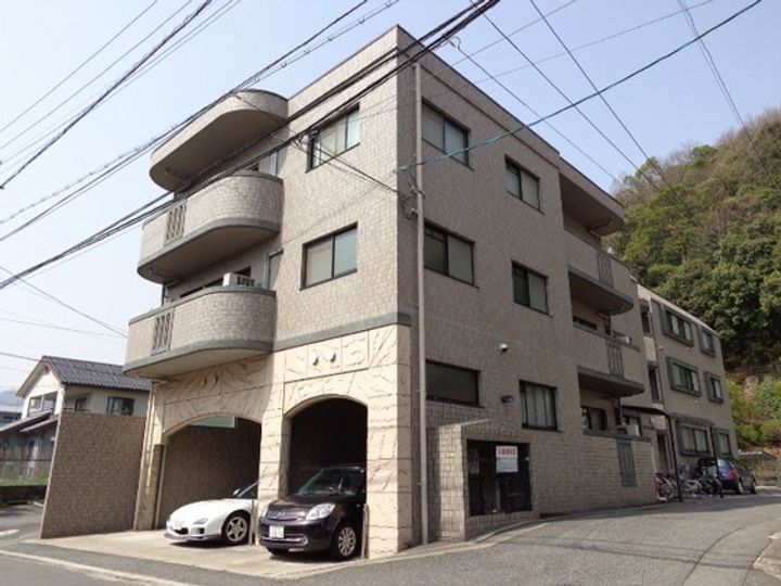 カルティエGMの外観