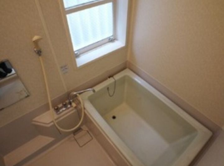 メゾンフレールの風呂