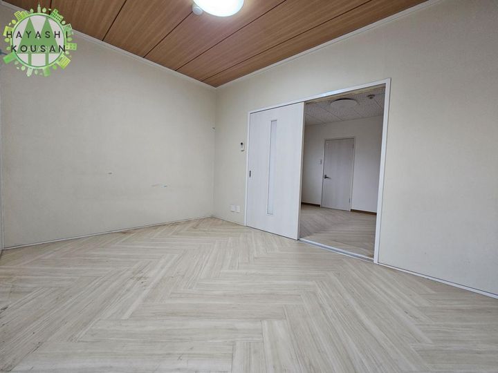 メゾン舞鶴の居間