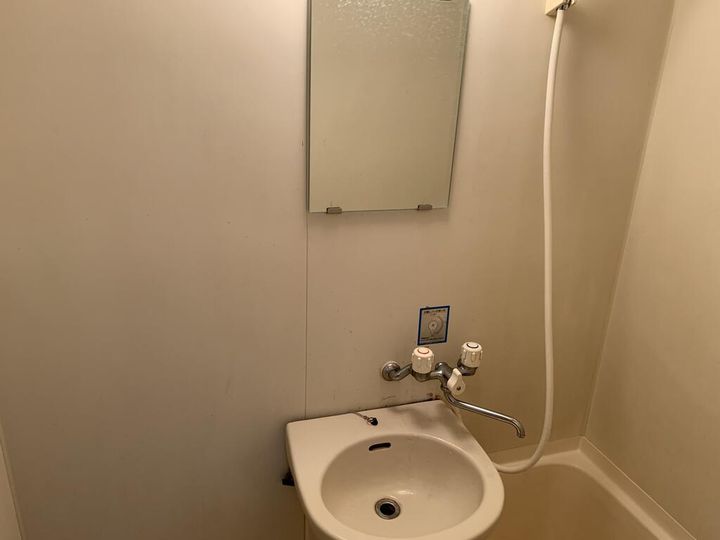 シャトラン弓木参番館の内装