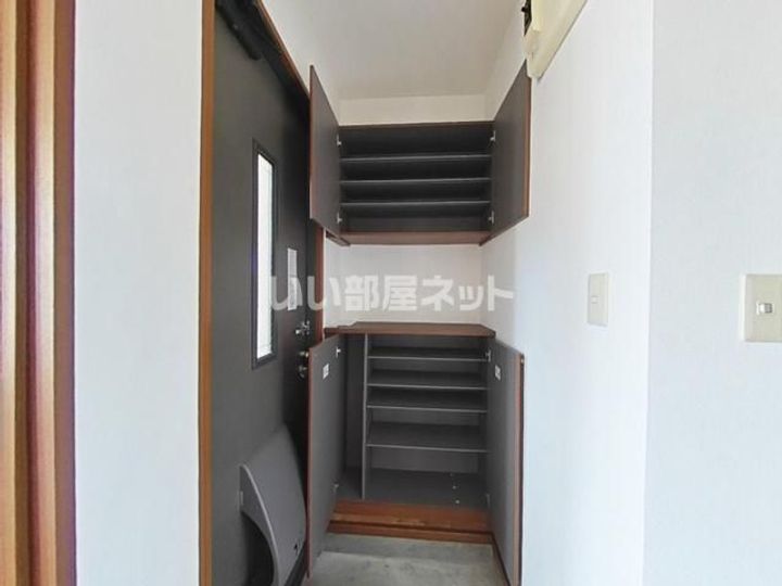 福島県郡山市八山田7(アパート)の賃貸物件の玄関